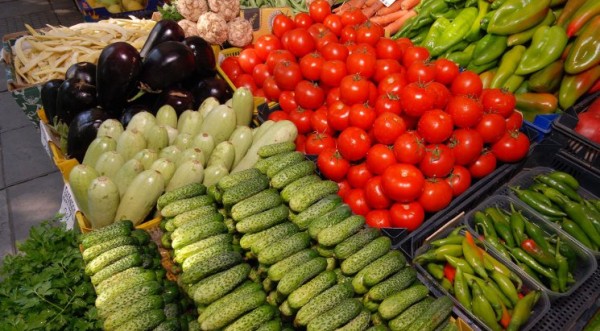 овощи и зелень на рынках болгарии