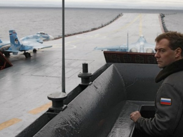 Руският премиер Дмитрий Медведев подписа нареждане, предвиждащо в Колския залив