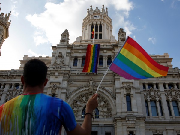 Мадрид, където хората с различна сексуална ориентация празнуват цяла седмица