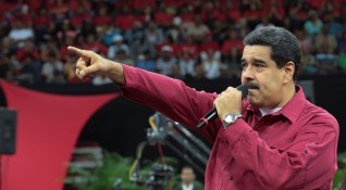 Венецуелският президент Николас Мадуро предупреди снощи че той и поддръжниците