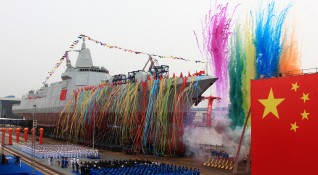 Китай спусна на вода разрушител ескадрен миноносец въоръжен с управляеми