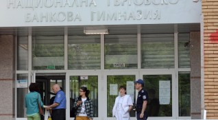 Елитните гимназии в София са свършили местата след първо класиране