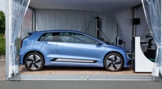 Компанията Volkswagen показа експериментален електромобил който носи името Gen E Прототипът