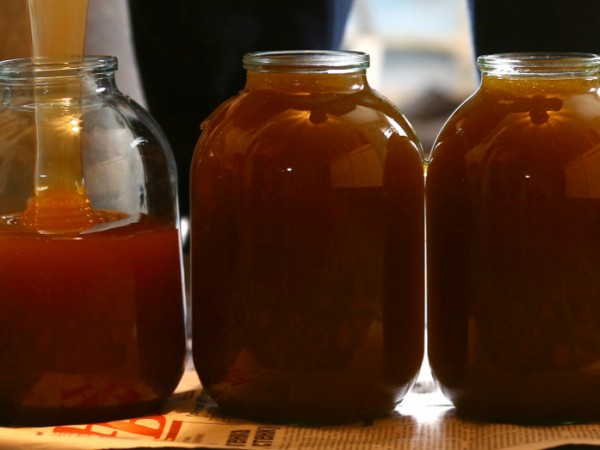Медицинските свойства на пчелния мед са познати от хилядолетия на