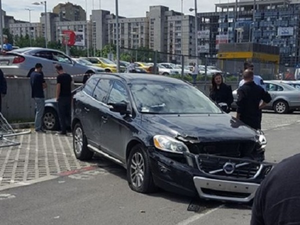 Нелеп инцидент на паркинг на мол в столичния квартал "Люлин"