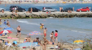 Ограничаване на нудистите по плажовете предлагат туристи по родното Черноморие