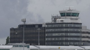 Терминал 3 на летището в Манчестър бе евакуиран заради подозрителна
