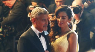 Джордж и Амал Клуни направиха първото си пътешествие след раждането