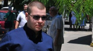 21 годишният студент Тодор Маринов който нападна незрящи туристи в Несебър