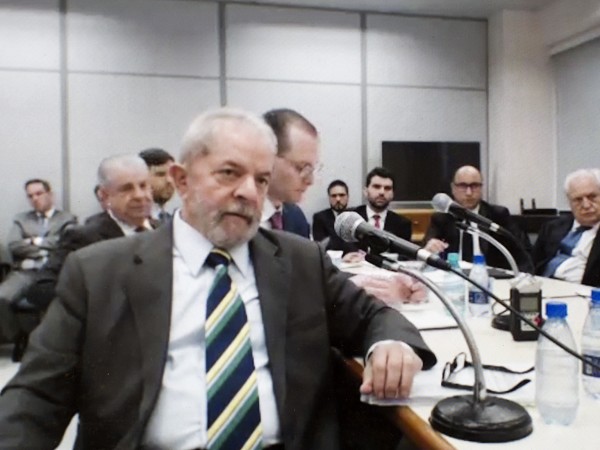 Бившият бразилски президент Луиз Инасио Лула да Силва бе осъден
