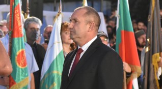 Президентът Румен Радев каза пред журналисти в Карлово че протестите