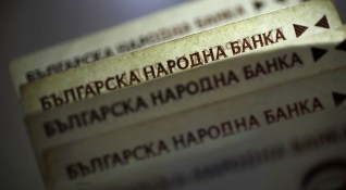 Парламентът затегна правилата за финансирането на съсловните организации на българските