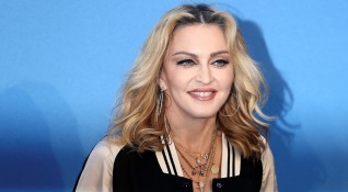 Съд в Манхатън отмени по искане на американската певица Мадона