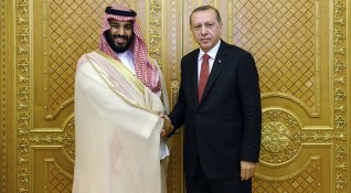 Турският президент Реджеп Тайип Ердоган пристигна в Кувейт втора