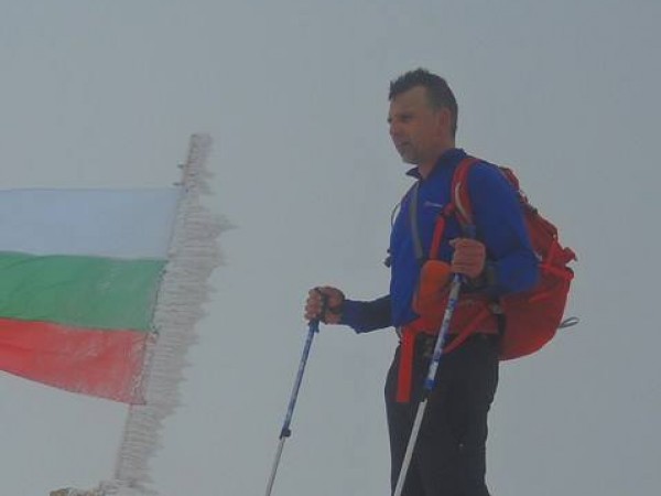 Най-успешният български алпинист Боян Петров се завърна в България след