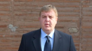 Военният министър Красимир Каракачанов заяви че не е бил дразнител