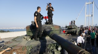Турските въоръжени сили извършиха нова дислокация на тежка военна техника