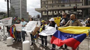 Южноамериканският търговски блок Меркосур днес преустанови за неопределен период членството