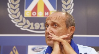 Новият треньор на Левски Делио Роси е дал срок от
