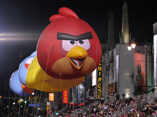 "Ядосаните пилета" (Angry Birds) може да "снесат златно яйце" за