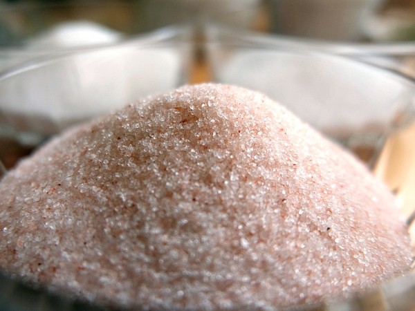 Солта е една от най-широко използваните и най-стари форми на