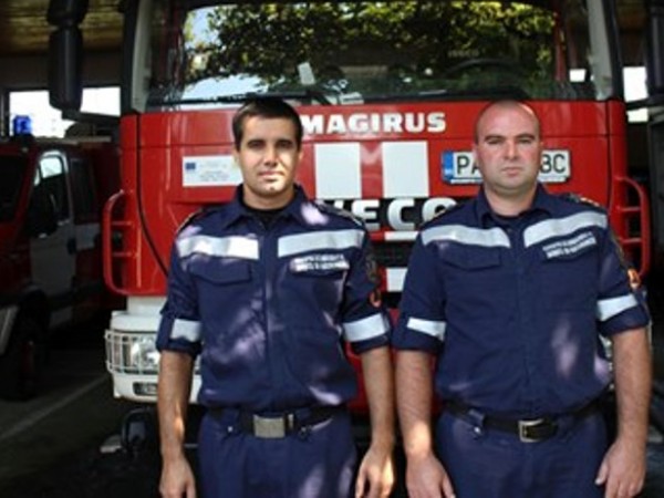 Венцислав и Запрян са имената на двамата герои - пожарникари,