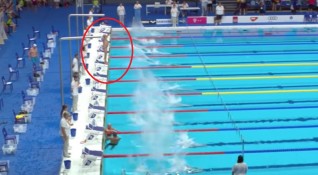 Каталунският плувец Фернандо Алварес състезаващ се под флага на Испания