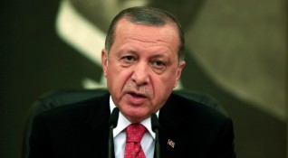 Турция никога няма да позволи кюрдските милиции които тя разглежда