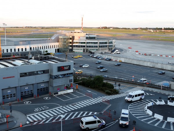 Националното летище в Брюксел "Завентем" предупреди пътниците да не носят