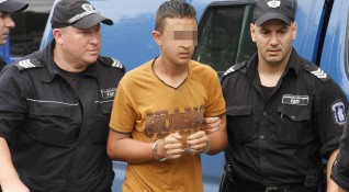 Защитата на 15 годишния Иван Иванов от Бургас обвинен в убийството