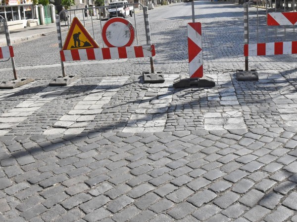 След многомесечните драми "асфалт-паваж" – експертен съвет на Министерството на