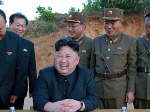 Северна Корея изстреля днес ракета от район недалеч от столицата