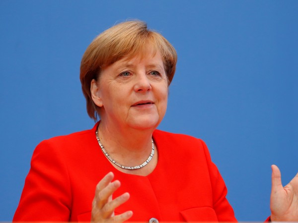 Германският канцлер Ангела Меркел заяви, че решението й преди две