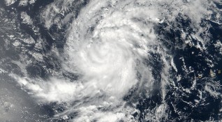 Нова силна буря застрашава островите в Карибско море и югоизточната