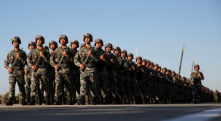 Китай назначи нов началник на армията в рамките на кадрови