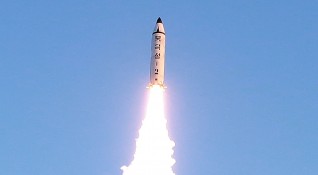 Възможно е Северна Корея да подготвя ново изстрелване на балистична