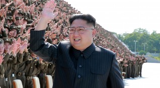 САЩ предупреждават че Северна Корея си проси война и настояват