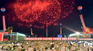 Северна Корея организира големи тържества в чест на учените осъществили