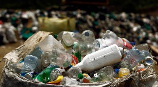 Миниатюрни частици пластмаса представляващи потенциална заплаха за човешкото здраве са