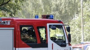 С празнична церемония а по късно и с протест българските пожарникари ще