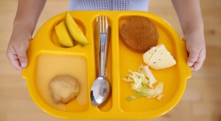 Ще бъдат въведени нови правила за храненето в училищата и