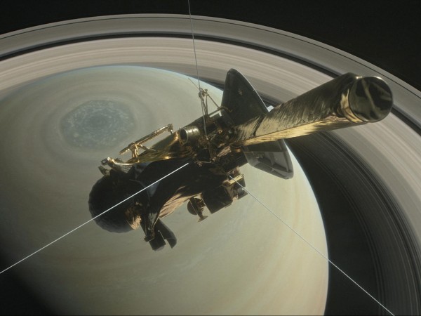 Космическият апарат на НАСА "Касини" се разпадна в атмосферата на