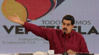 Президентът на Венецуела смята че между него и Йосиф Сталин