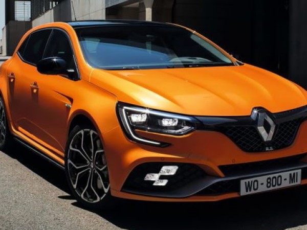 Компанията Renault представи само преди дни новото поколение на Megane