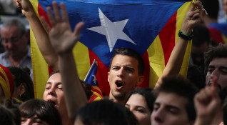 Сепаратистките лидери в Каталуния казват че ще обявят независимост от