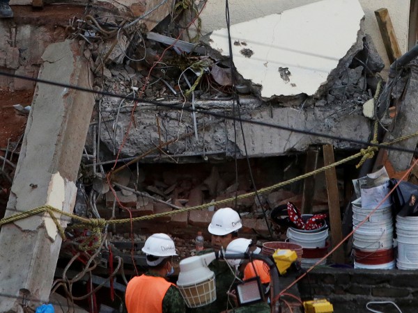 По последни данни загиналите при тежкото земетресение в Мексико вече