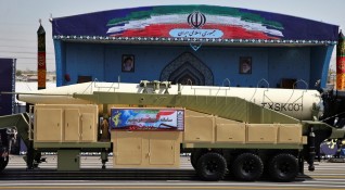 Иран изпита успешно новата си балистична ракета Хорамшахр която е