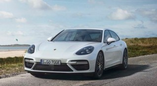 Компанията Porsche представи най мощната модификация на комбито Panamera Sport Turismo