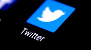 Микроблогинг услугата Twitter заяви в четвъртък че е блокирала стотици