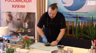 Шеф Виктор Апасиев от Русия е кулинар от 14 години